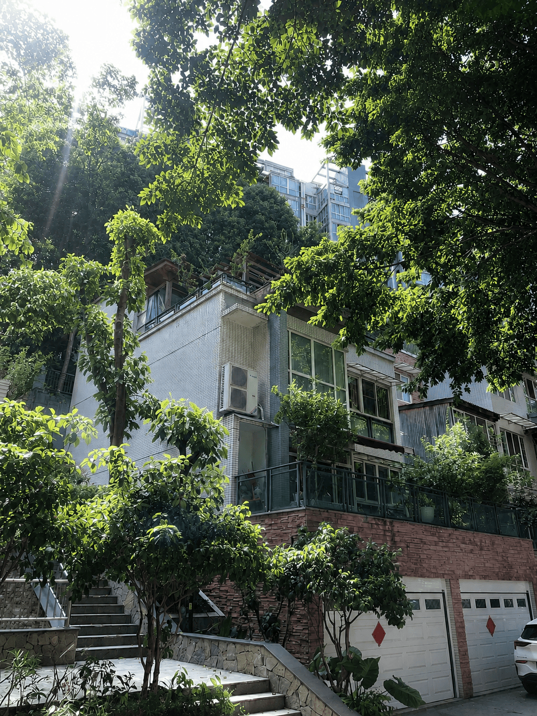 惠州岛居岁月从容升级：小小岛老别墅加装蒂升悦行款电梯